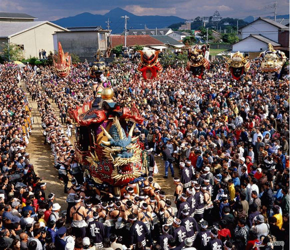 那些走过日本春夏秋冬的古老祭礼