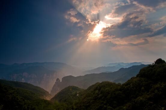 你存在我深深的脑海里，云台山！