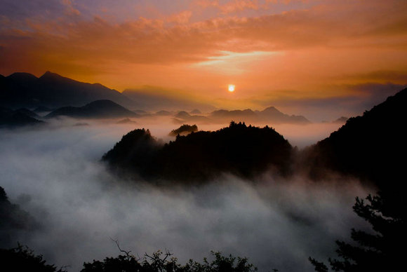 四月红池坝：最浪漫景象之日出与日落