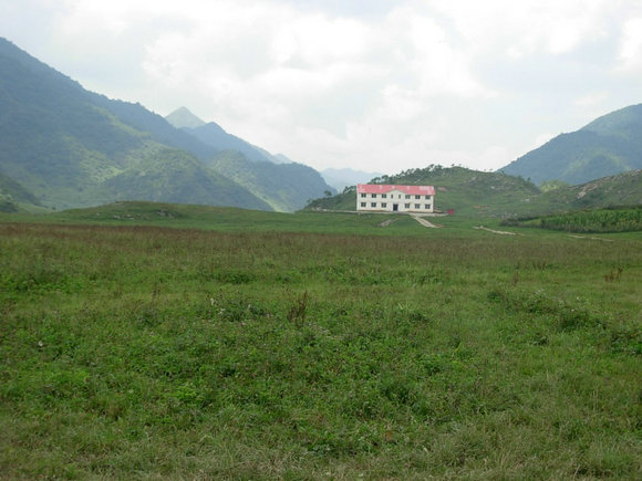 三月春光无限好，红池坝天然氧吧迎来旅游热潮